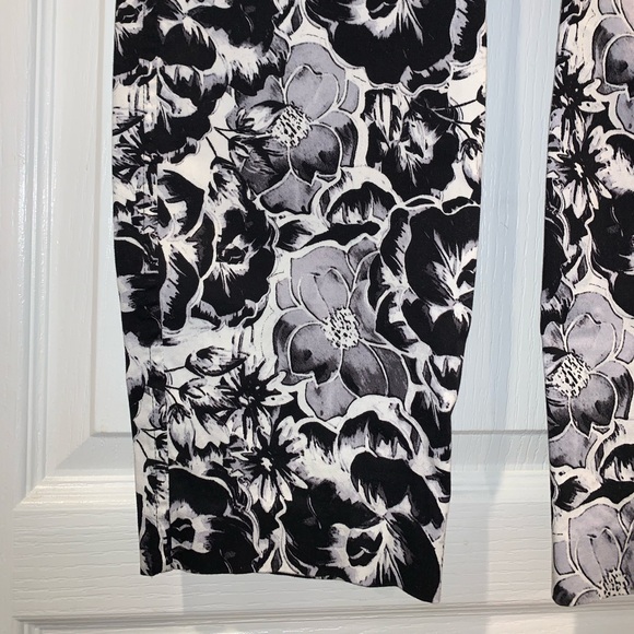 ALFANI floral cropped slimming pants women’s  size 10 - Picture 4 of 10